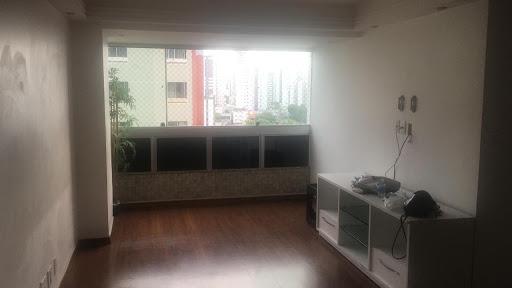 Apartamento com 3 Quartos à Venda, 98 m² por R$ 360.000