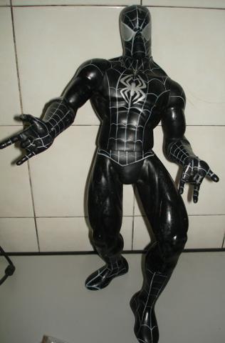 Boneco do Homem Aranha de 48 cm de altura
