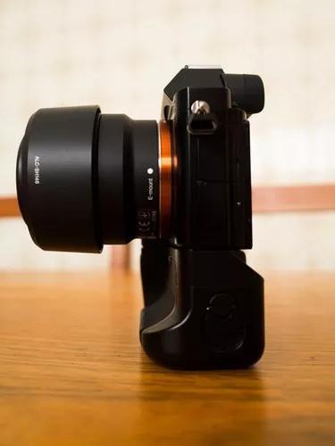 Camera Sony A7 Com Grip/duas Baterias/lente 50mm 1.8 Zerada!