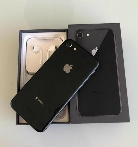 Iphone 8 64Gb - Ainda na Garantia