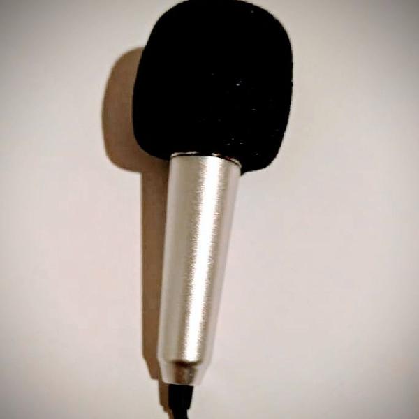 Mini Microfone para celular.