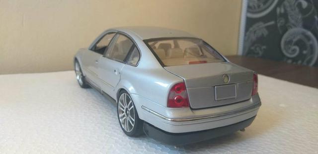 Miniatura 1:18 Passat B5.5 (Sucata)