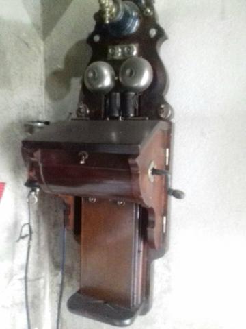Telefone antigo