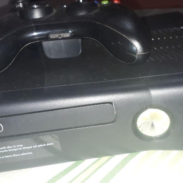 XBOX 360 Desbloqueado c/ Defeito