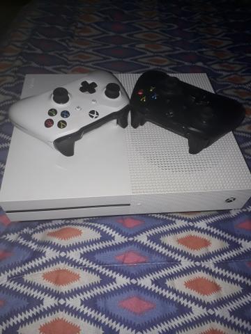 Xbox One S 4K (6 meses de uso)