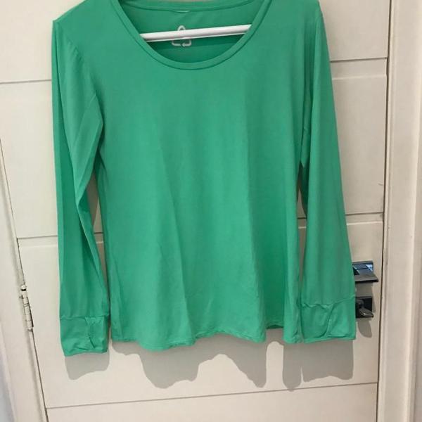 blusa verde dry fit manga longa track and field