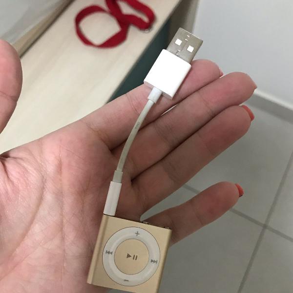 ipod dourado