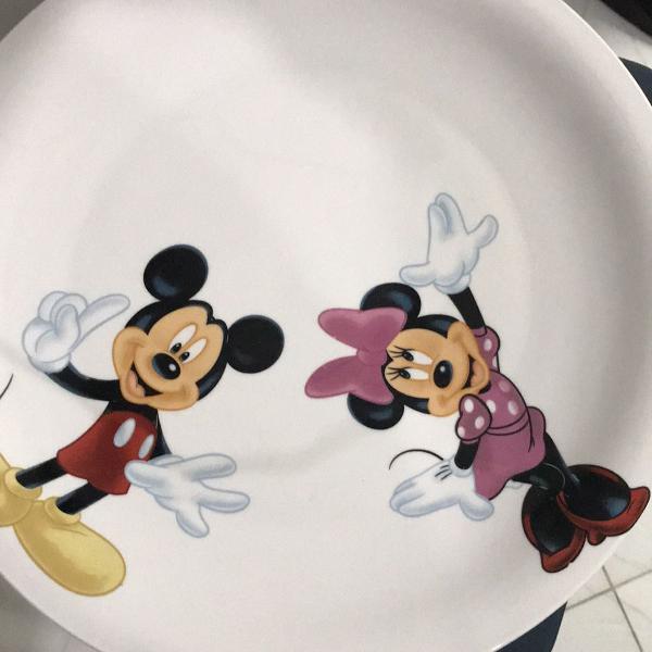 pratos mickey mouse