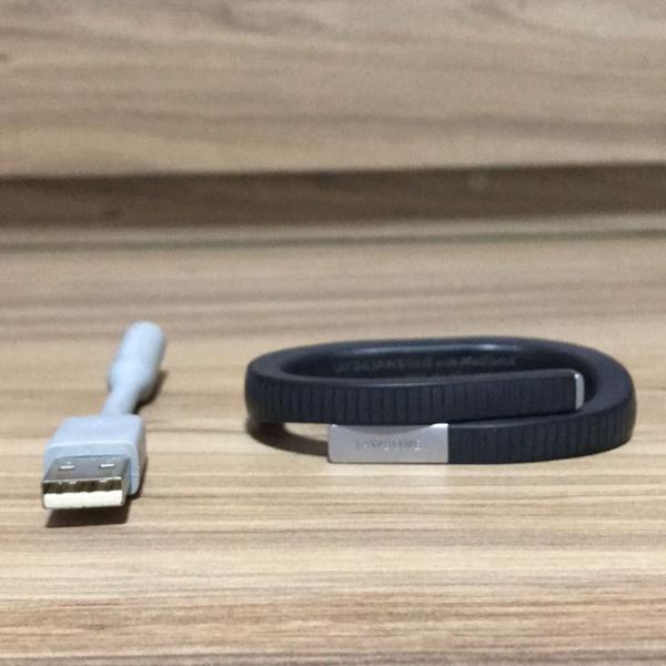 pulseira de monitoramento jawbone 2