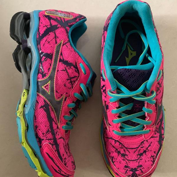 tenis mizuno
