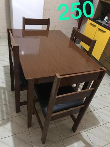 Mesa 4 cadeira