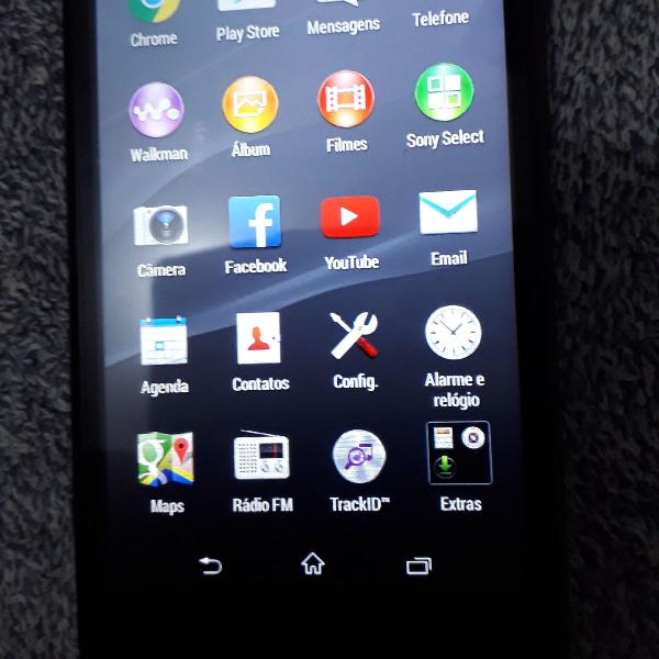 celular sony xperia e1
