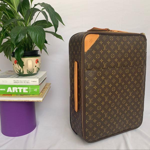mala carry on louis vuitton luxo