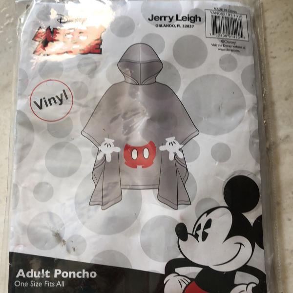 poncho Mickey