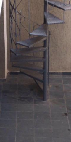 Escada caracol *ferro