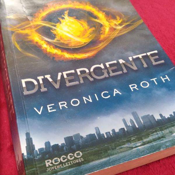 Livro Divergente, Veronica Roth