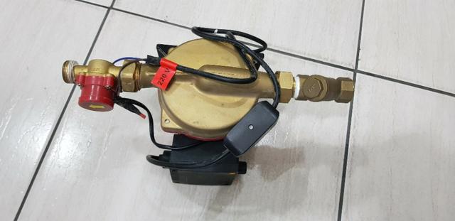 Pressurizador de água 220V PL-20 vermelho Lorenzetti