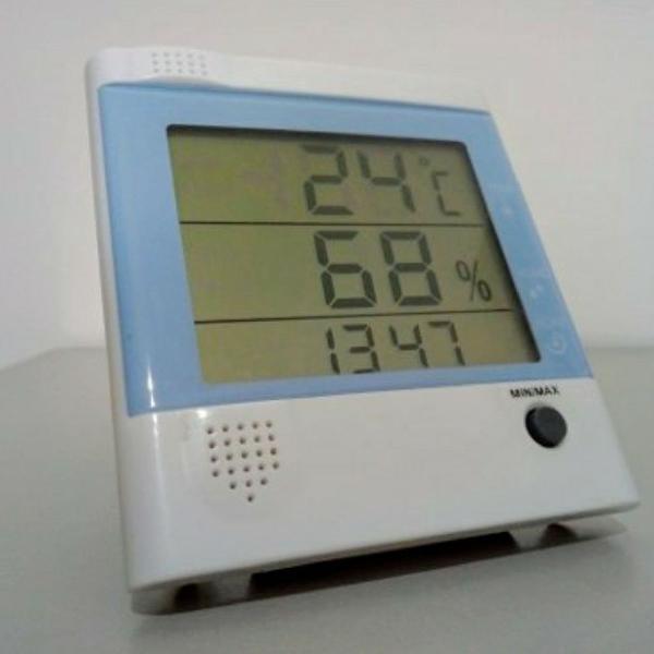Relógio Alarme Umidade Temperatura