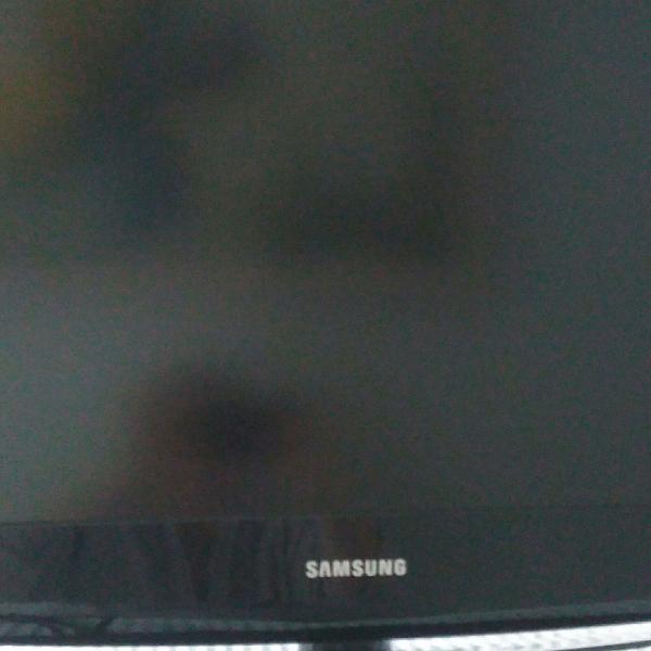 TV Samsung LCD HDMI 32 impecável!