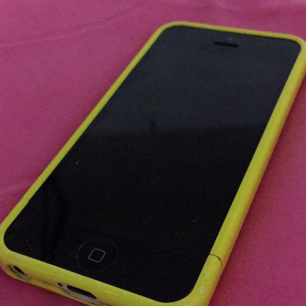 iphone amarelo 5c
