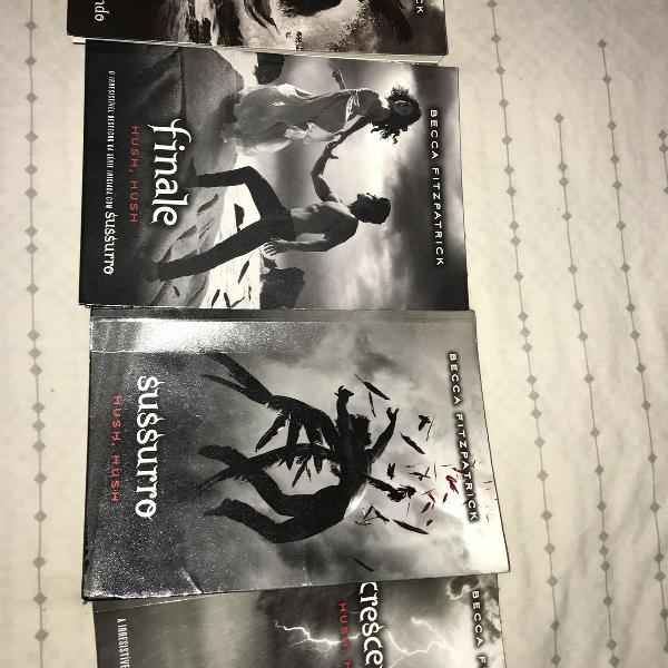 livros da saga hush hush (sussurro)