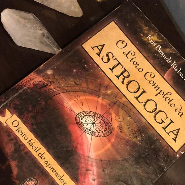 o livro completo da astrologia, kris brandt risk