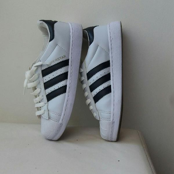 ADIDAS SUPERSTAR