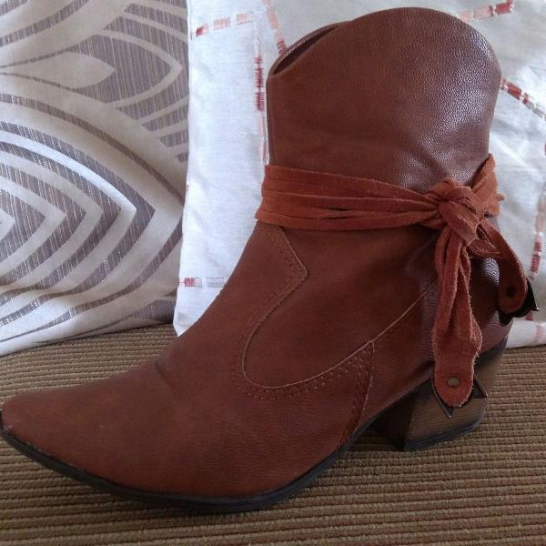 Bota Cano Curto