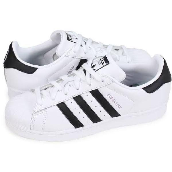 Tênis Adidas Superstar