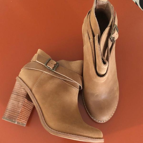 ankle boot marrom cantão