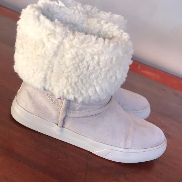 bota tipo ugg