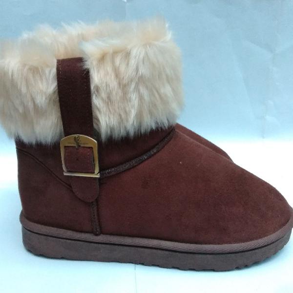 bota tipo ugg super quente e com pelinho por dentro