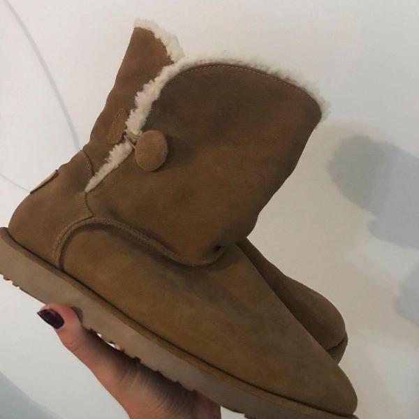botinha tipo ugg