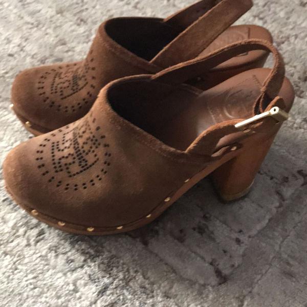 clog tory burch