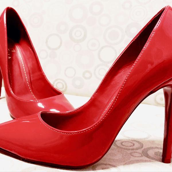 scarpin vermelho