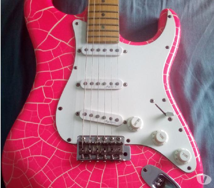 Guitarra Tagima Modelo 735 Pink (Made in Brazil)