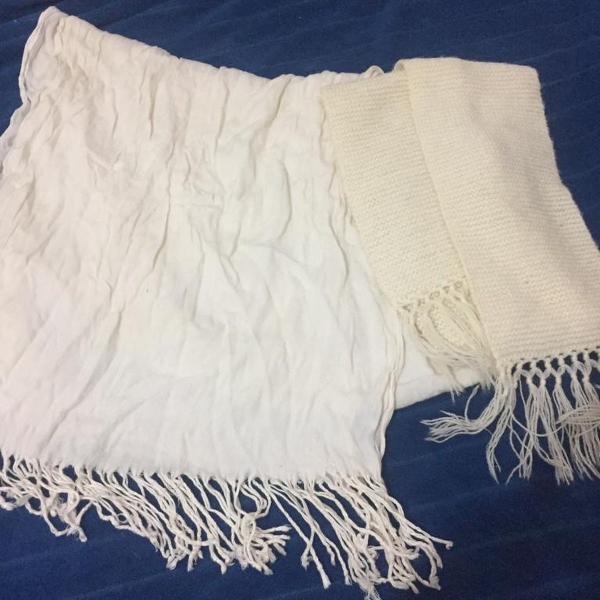 dois cachecóis off white por 1