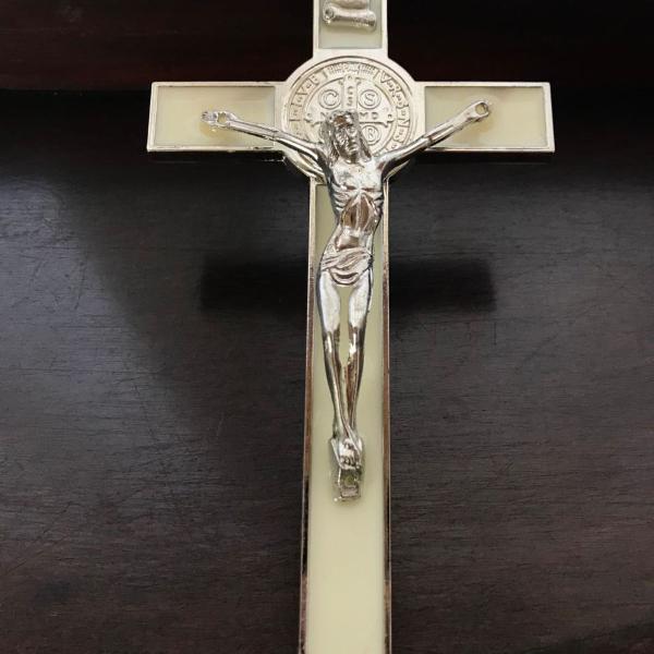 lindo crucifixo