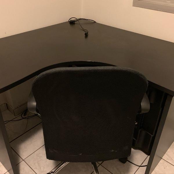 mesa de escritório + cadeira