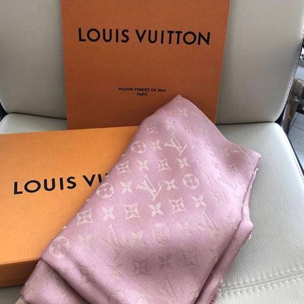 pashminas louis vuitton rosa monogram feito na itália novo