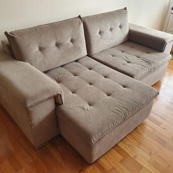 sofá-cama cinza semi-novo