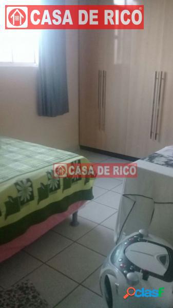 Apartamento com 2 dorms em Londrina - Nova Olinda por 110