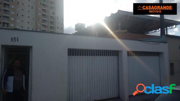 Casa na Vila Industrial. Ótima Localização