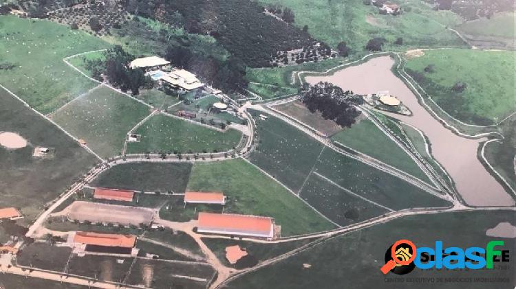 FAZENDA ESTILO HARAS 16 ALQ. CINEMATOGRÁFICA TANGUÁ RJ