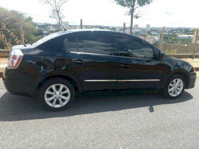 NISSAN SENTRA 2.0 S ANO 2013 AUTOMÁTICO