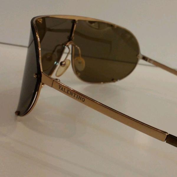 Oculos sol Valentino