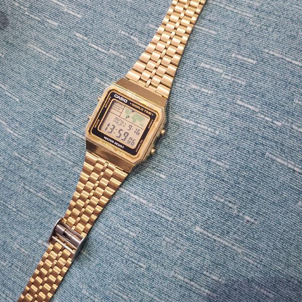Relógio original casio vintage dourado - world time
