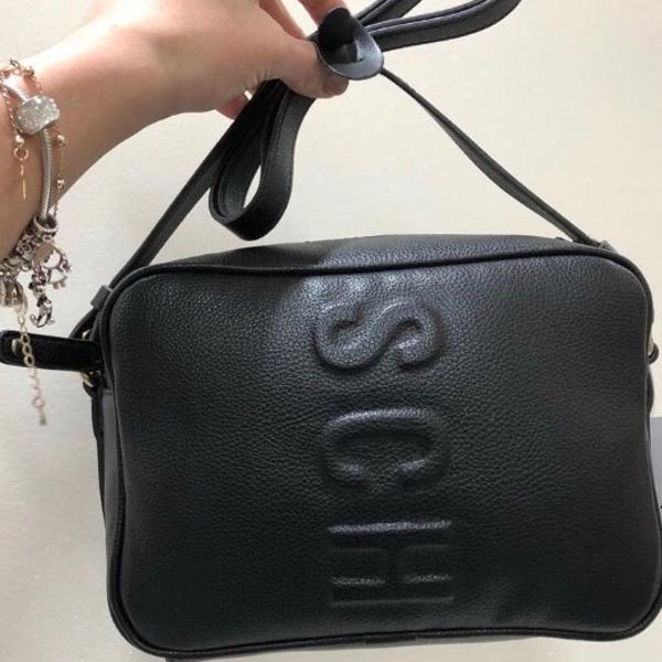 bolsa crossbody schutz preta nova c etiqueta!