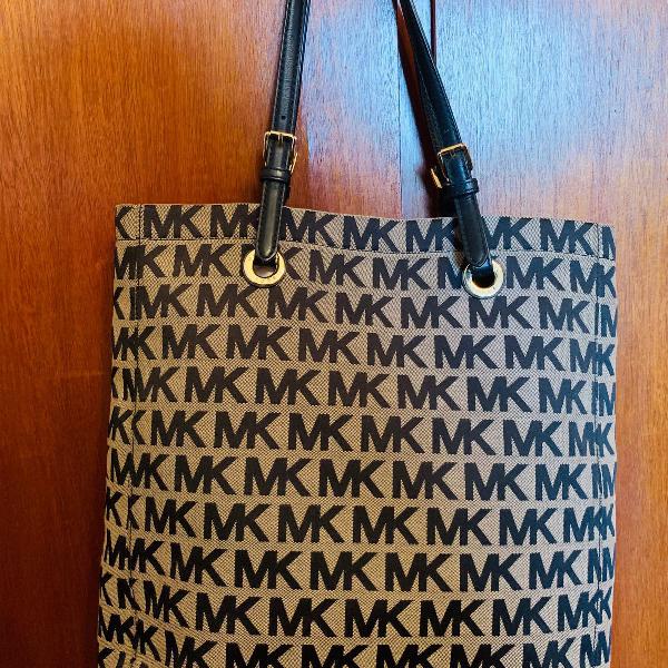 bolsa michael kors monograma
