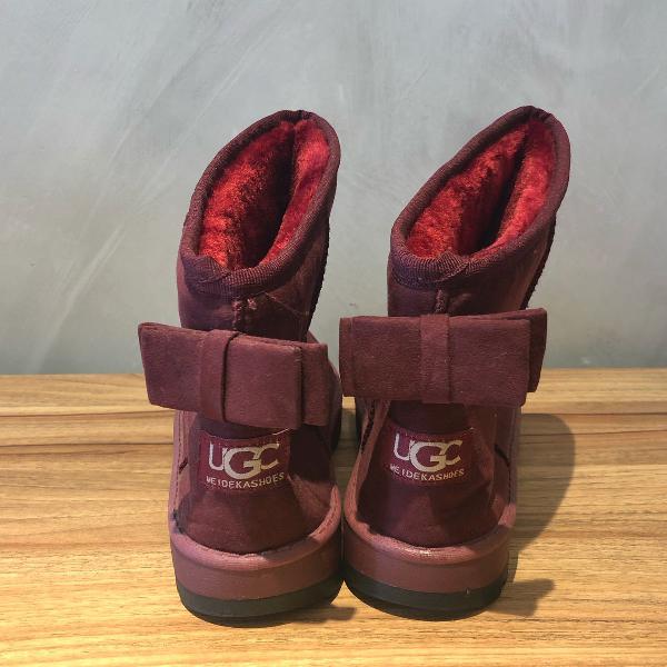 bota cano curto ugg